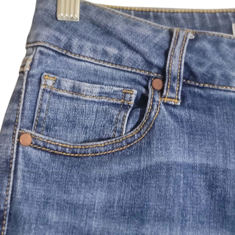 Cabi women's skinny blue low rise distress jeans size 4 - Picture 4 of 11